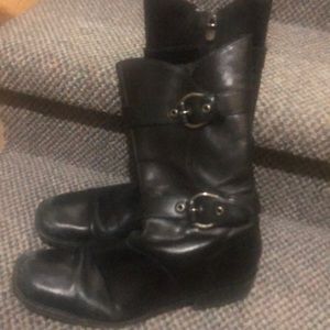 Donald pliner boots